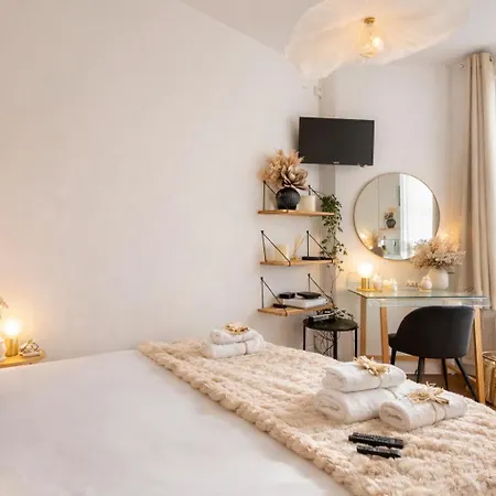 C Great In Apartment Paris